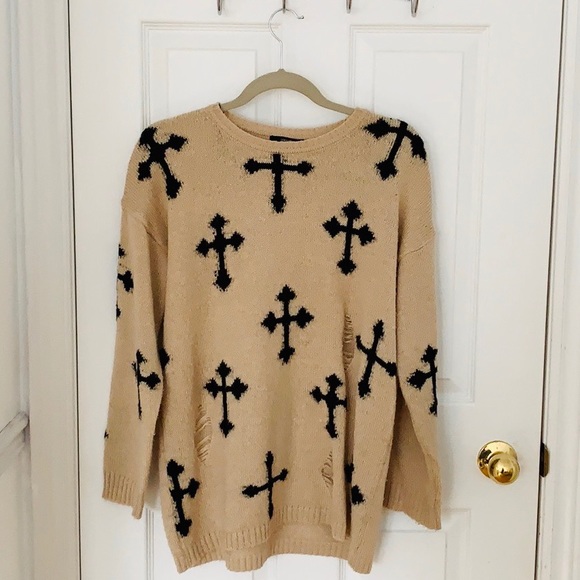 Forever 21 Tops - Forever21 Beige Cross Knit Sweater